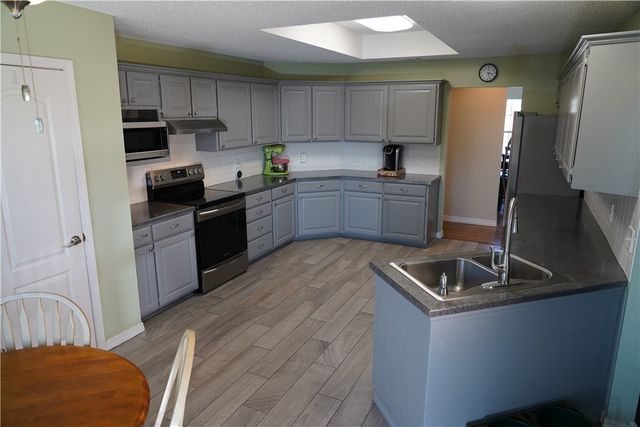 3029 N Quartz Drive, Fayetteville, AR 72704