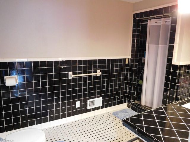 723 Haynes Road, Thomasville, NC 27360