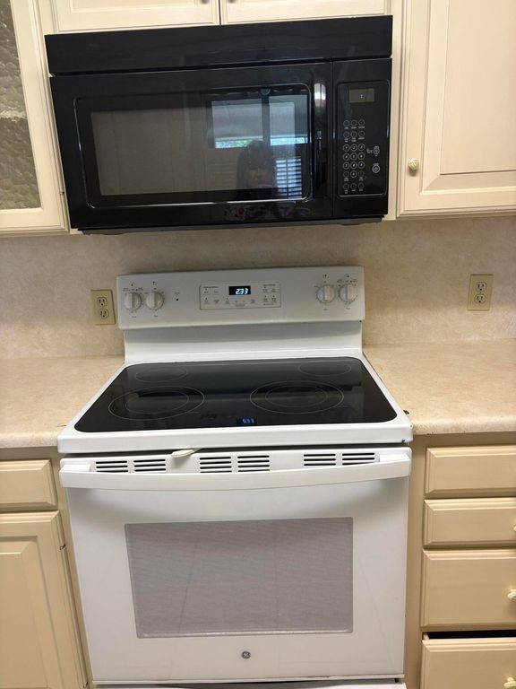 Image 9 of property listing at 3344 Trinity Avenue, San Angelo, TX 76904