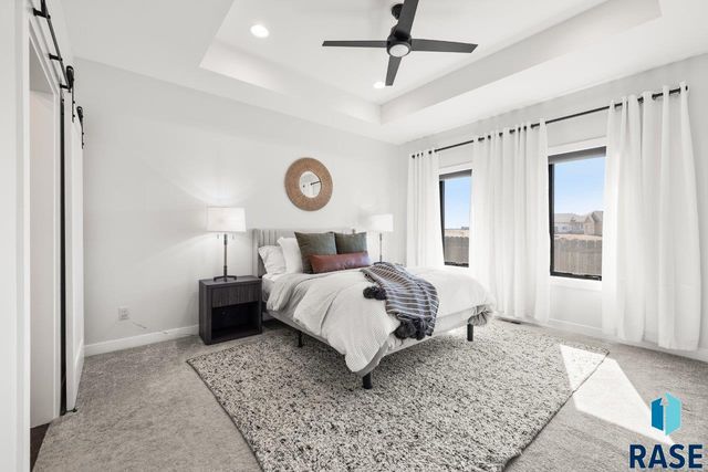 209 E Chapelwood Dr Drive, Brandon, SD 57005