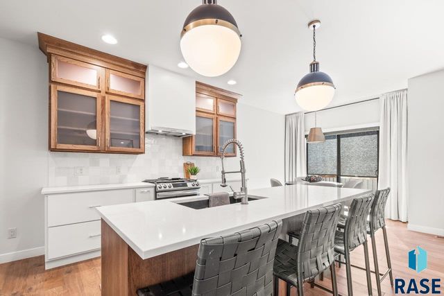 209 E Chapelwood Dr Drive, Brandon, SD 57005