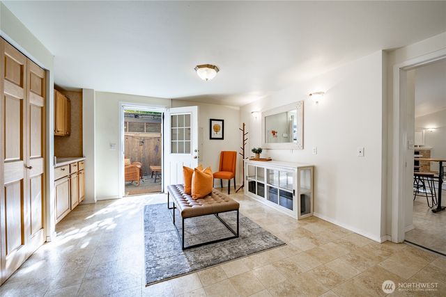 1260 Harrison Avenue, Blaine, WA 98230