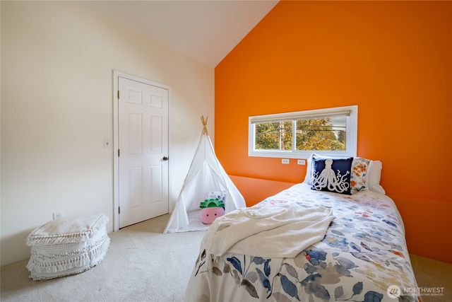 1260 Harrison Avenue, Blaine, WA 98230