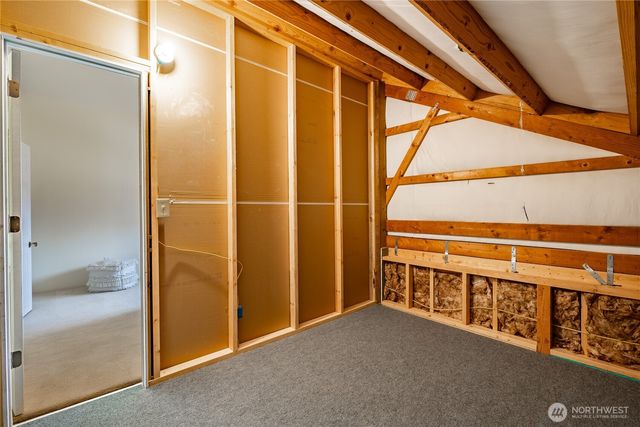 1260 Harrison Avenue, Blaine, WA 98230