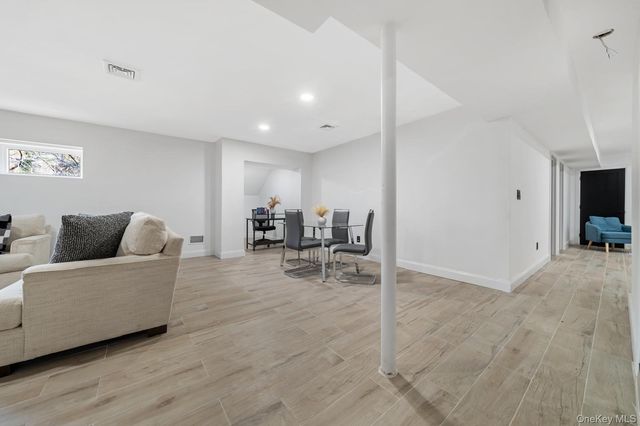 111 Mill River Road, Upper Brookville, NY 11771