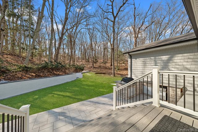 111 Mill River Road, Upper Brookville, NY 11771