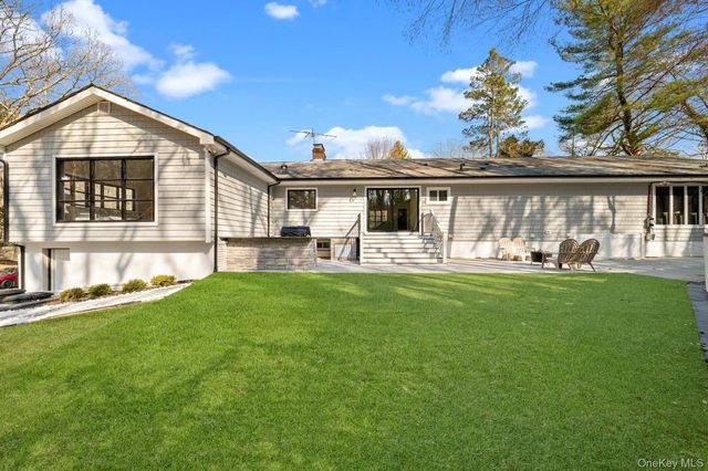 111 Mill River Road, Upper Brookville, NY 11771