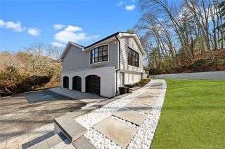 111 Mill River Road, Upper Brookville, NY 11771