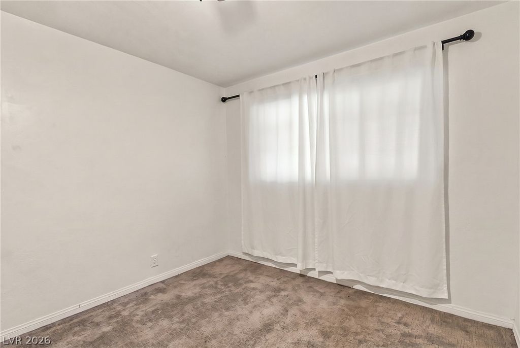 2828 Willoughby Avenue, Las Vegas, NV 89101 — photo 5