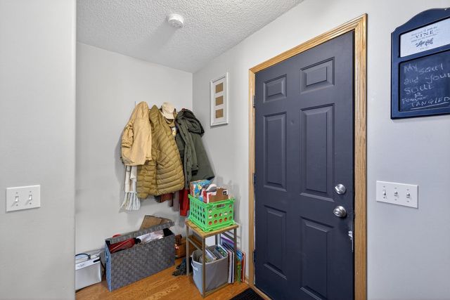 742 Baylee Place SW, Pine Island, MN 55963