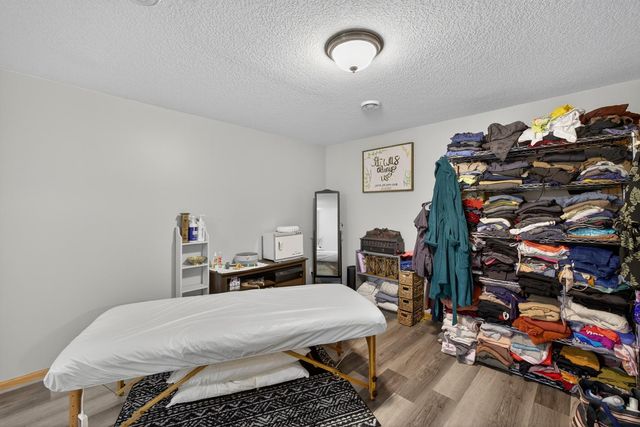 742 Baylee Place SW, Pine Island, MN 55963