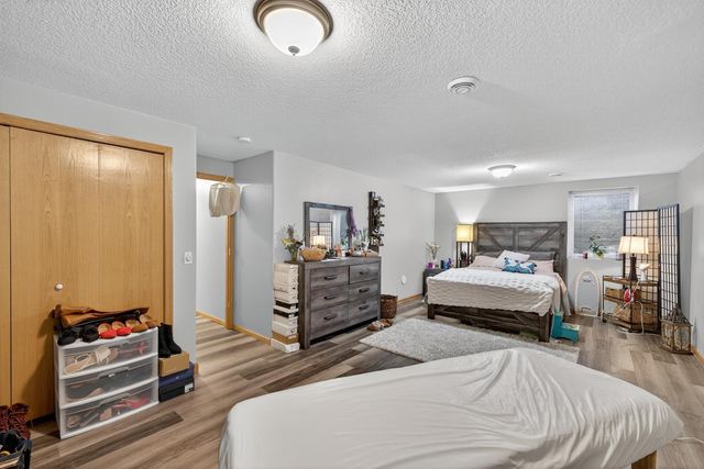 742 Baylee Place SW, Pine Island, MN 55963