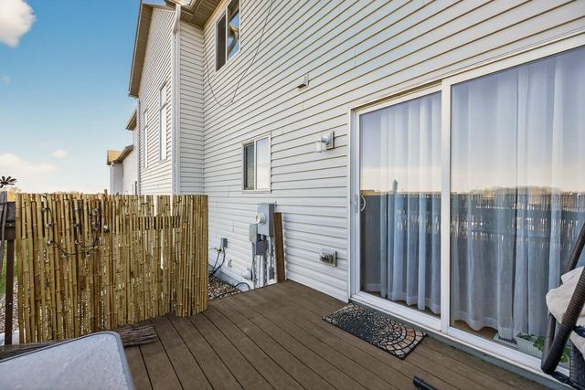 742 Baylee Place SW, Pine Island, MN 55963