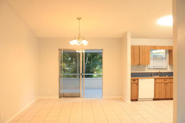 11988 49th Street N, Royal Palm Beach, FL 33411