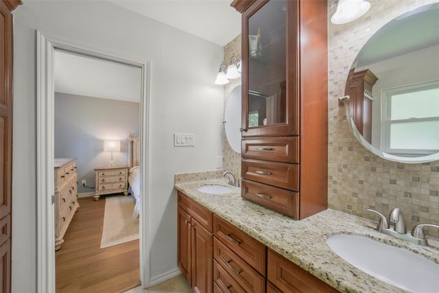 12411 Attlee Drive, Houston, TX 77077