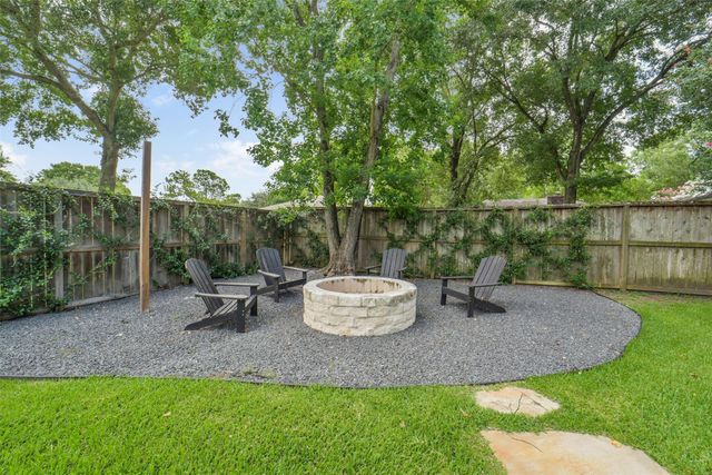 12411 Attlee Drive, Houston, TX 77077