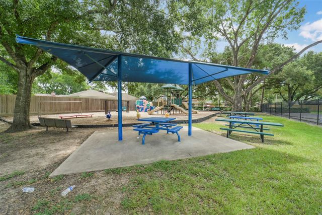 12411 Attlee Drive, Houston, TX 77077