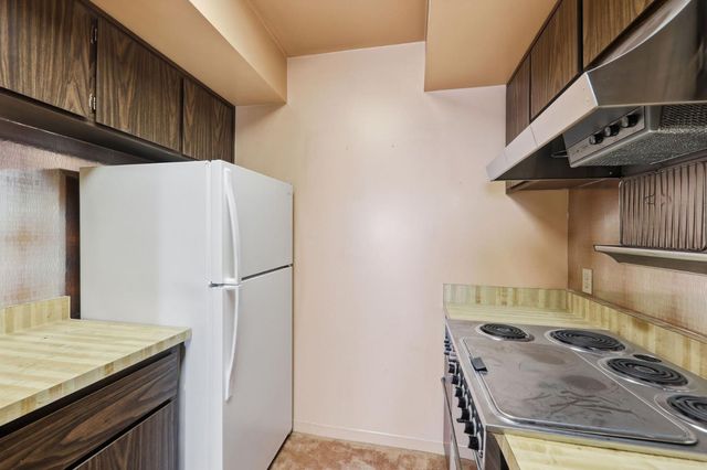 1177 California Street 522, San Francisco, CA 94108