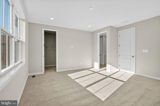 42139 GILDED STONE TER, Brambleton, VA 20148