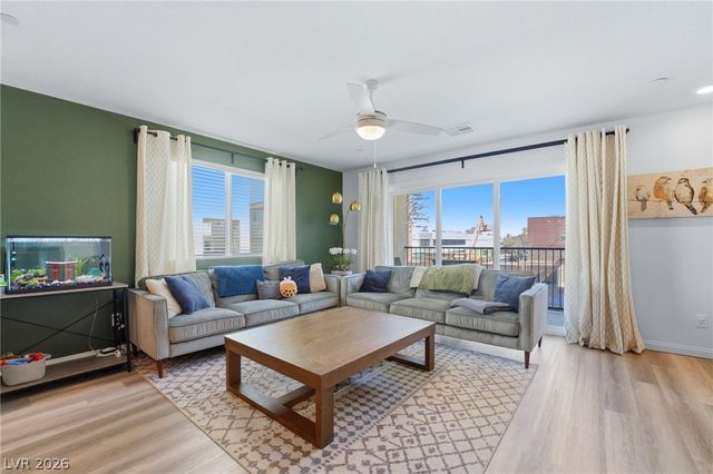 6847 Truffle Gray Street, Las Vegas, NV 89148