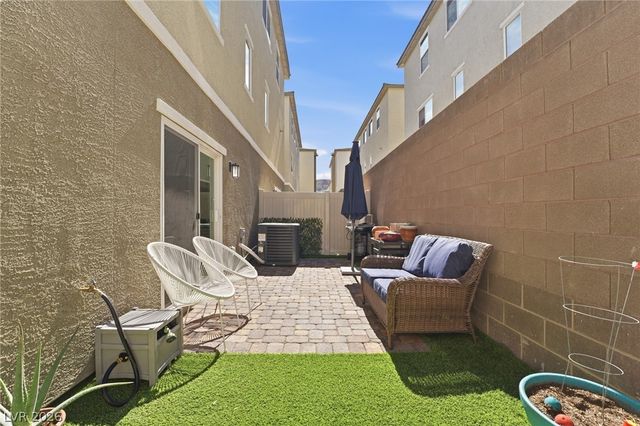 6847 Truffle Gray Street, Las Vegas, NV 89148