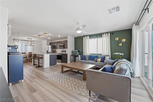 6847 Truffle Gray Street, Las Vegas, NV 89148