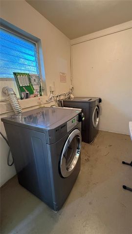 2115 NE 42nd Ct 206N, Lighthouse Point, FL 33064