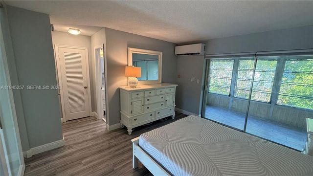 2115 NE 42nd Ct 206N, Lighthouse Point, FL 33064