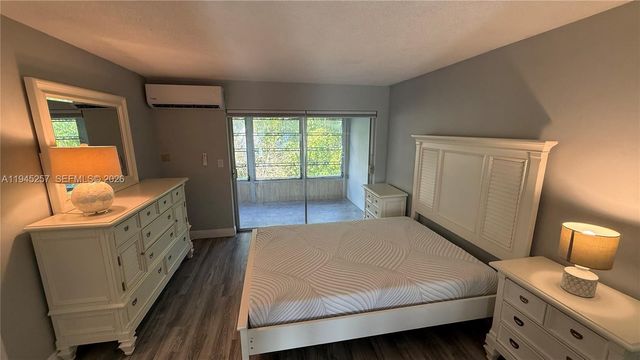 2115 NE 42nd Ct 206N, Lighthouse Point, FL 33064