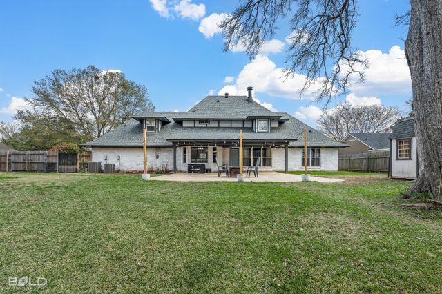 2207 Landau Lane, Bossier City, LA 71111