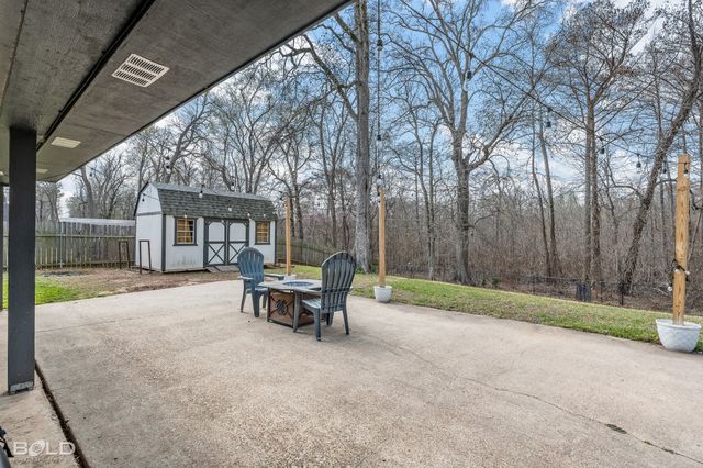 2207 Landau Lane, Bossier City, LA 71111