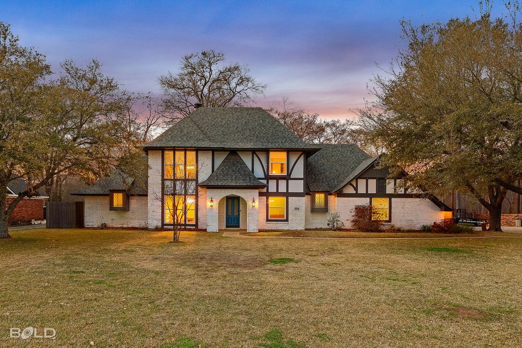 2207 Landau Lane, Bossier City, LA 71111