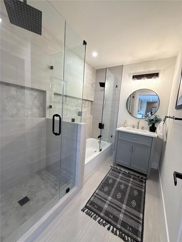 7358 Paso Robles ave, Lake Balboa, CA 91406