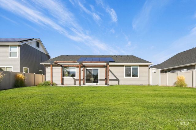 6399 E Payson Dr, Nampa, ID 83687