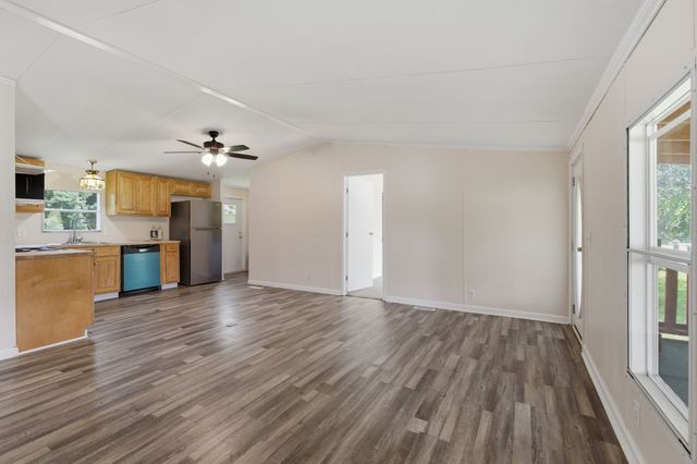 111 Jana Lane, Hohenwald, TN 38462