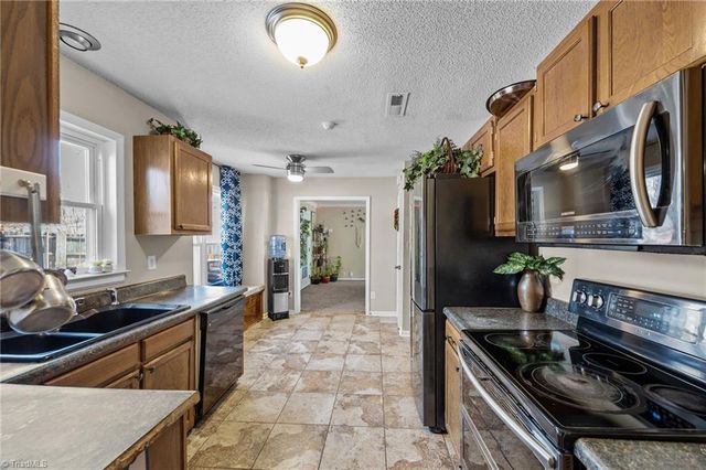 4202 Broadacres Drive, Greensboro, NC 27407