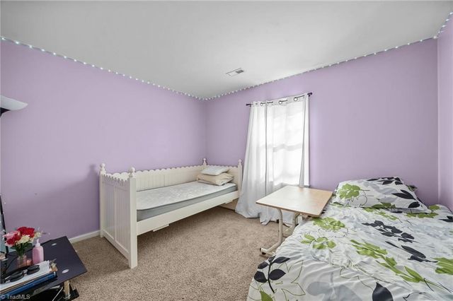 4202 Broadacres Drive, Greensboro, NC 27407