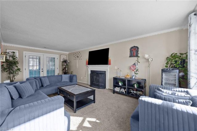 4202 Broadacres Drive, Greensboro, NC 27407