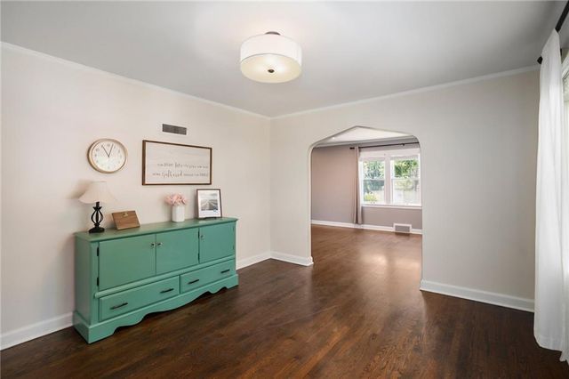 3210 Steele Road, Kansas City, KS 66106