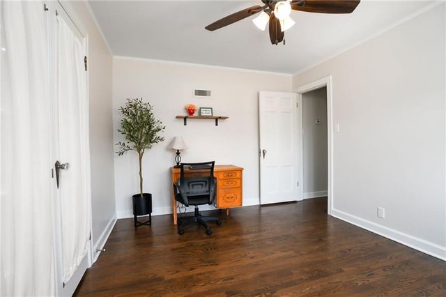 3210 Steele Road, Kansas City, KS 66106