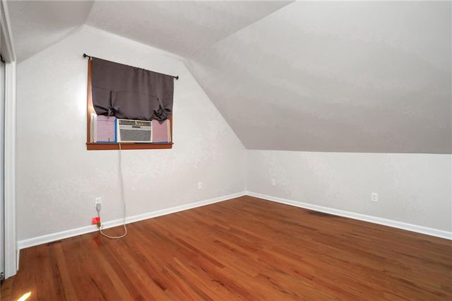 3210 Steele Road, Kansas City, KS 66106