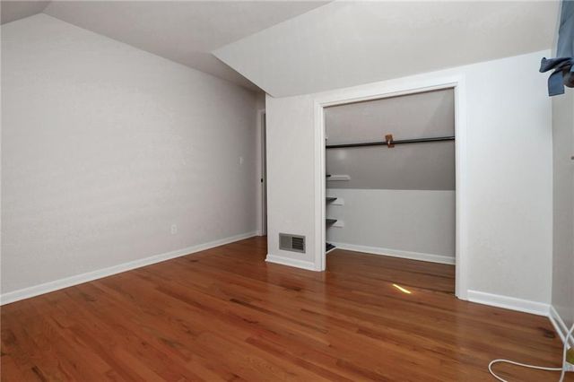 3210 Steele Road, Kansas City, KS 66106