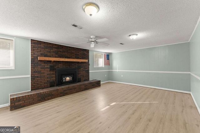 588 Estatohe Circle, Toccoa, GA 30577