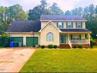 7826 Gaelic Drive, Fayetteville, NC 28306