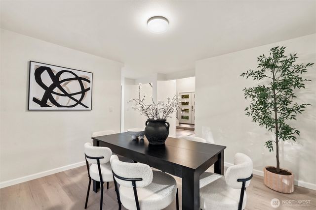 3737 230th Place SE, Sammamish, WA 98075
