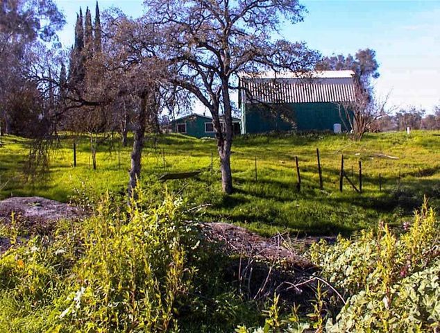 37702 Squaw Valley Road, Yokuts Valley, CA 93675