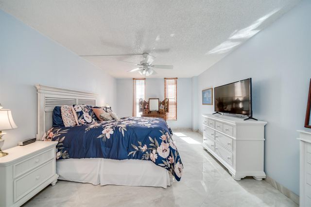 1000 S Ocean Boulevard 4D, Pompano Beach, FL 33062