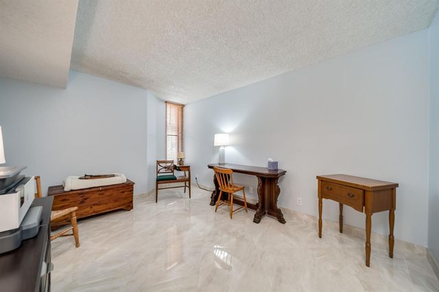 1000 S Ocean Boulevard 4D, Pompano Beach, FL 33062