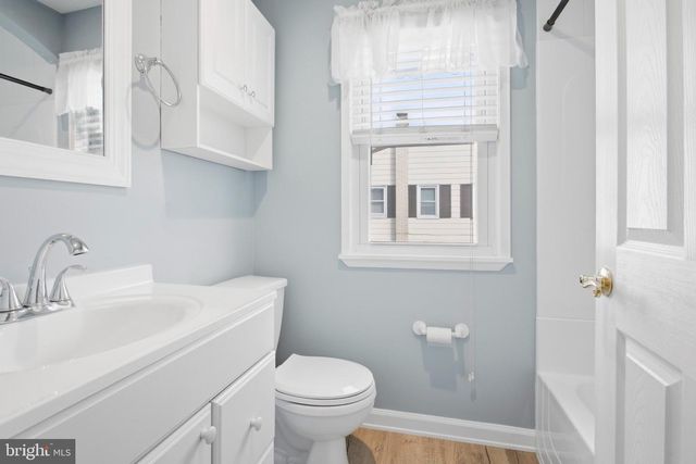 1422 GREENWAY RD, Swarthmore, PA 19081