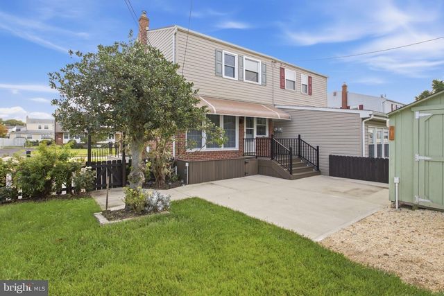 1422 GREENWAY RD, Swarthmore, PA 19081